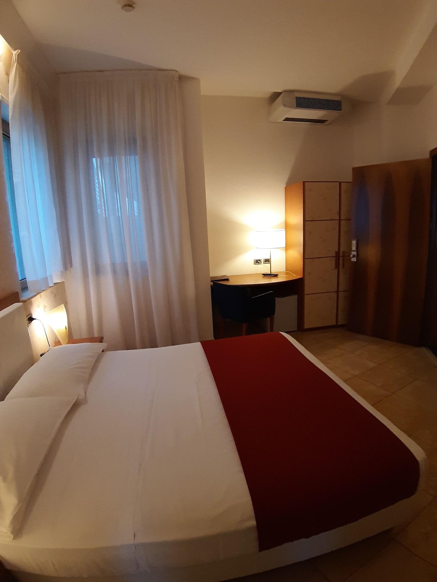 极光和健康酒店 圣凯撒利亚温泉 外观 照片